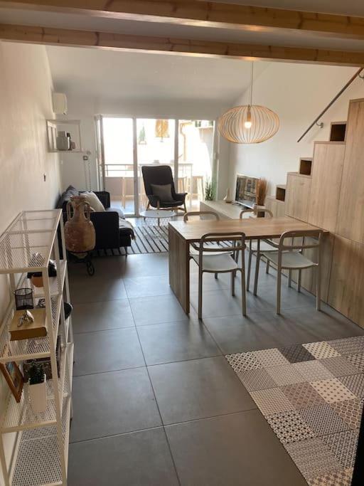 Ebli Seaview Apartment พูลา ภายนอก รูปภาพ