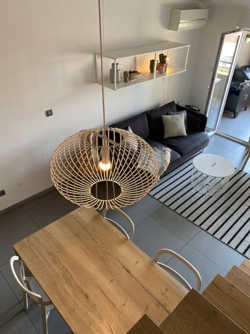 Ebli Seaview Apartment พูลา ภายนอก รูปภาพ