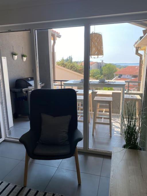 Ebli Seaview Apartment พูลา ภายนอก รูปภาพ