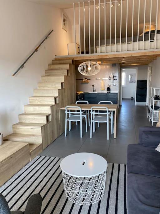 Ebli Seaview Apartment พูลา ภายนอก รูปภาพ