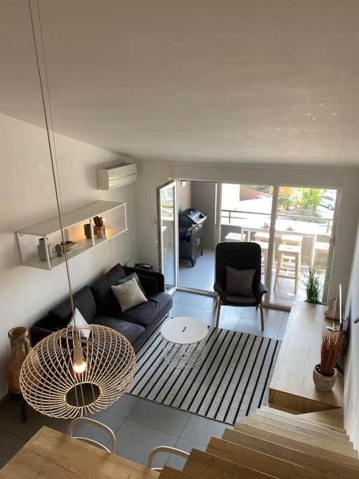 Ebli Seaview Apartment พูลา ภายนอก รูปภาพ